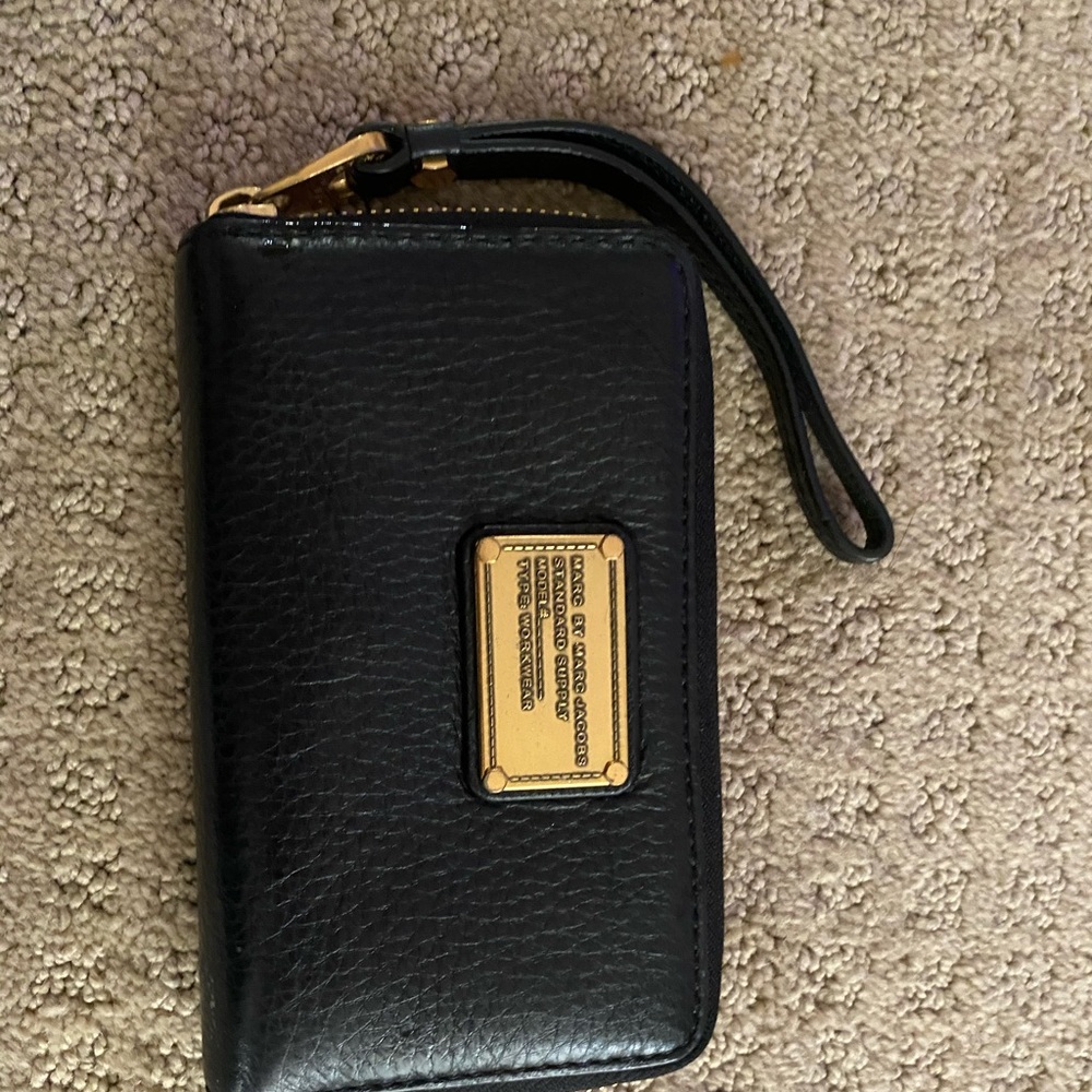 Marc by Marc Jacobs phone wallet